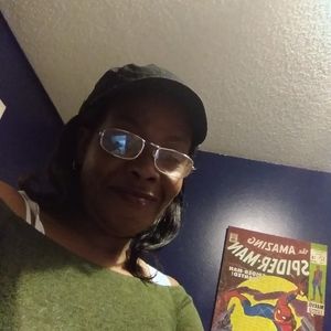 Meet your Posher, Edwina